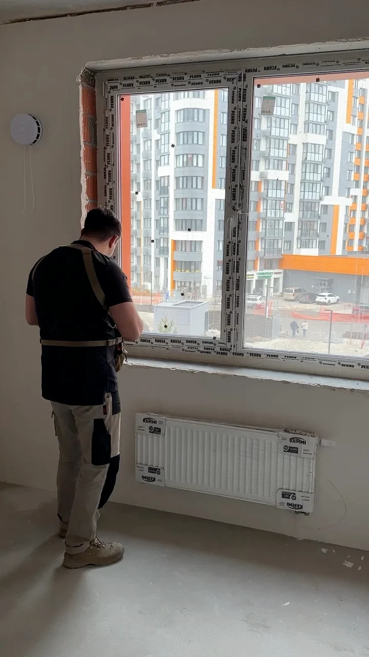 Осмотр оконного блока